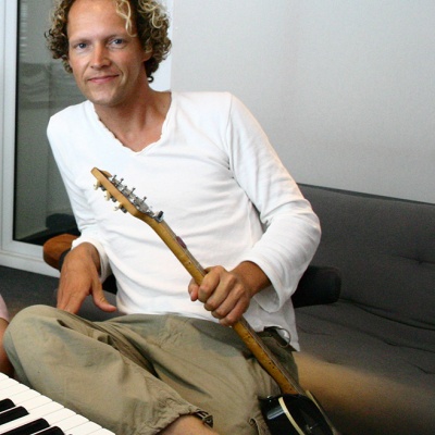 achillea jens gad guitar